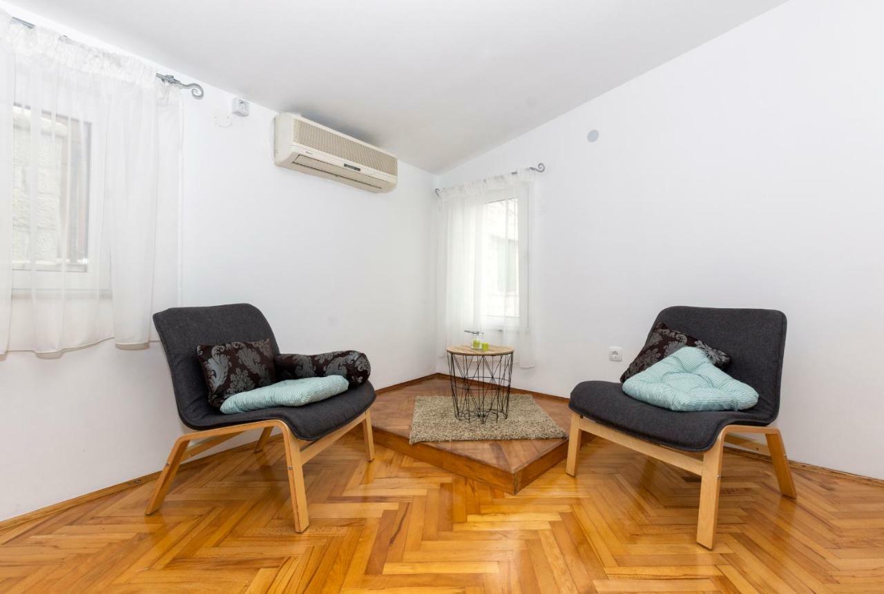 Old Split Apartment Ngoại thất bức ảnh