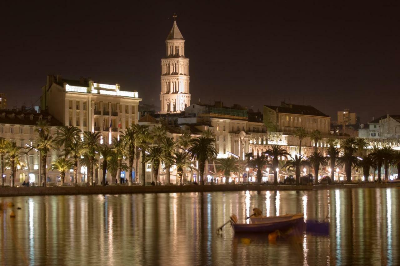 Old Split Apartment Ngoại thất bức ảnh